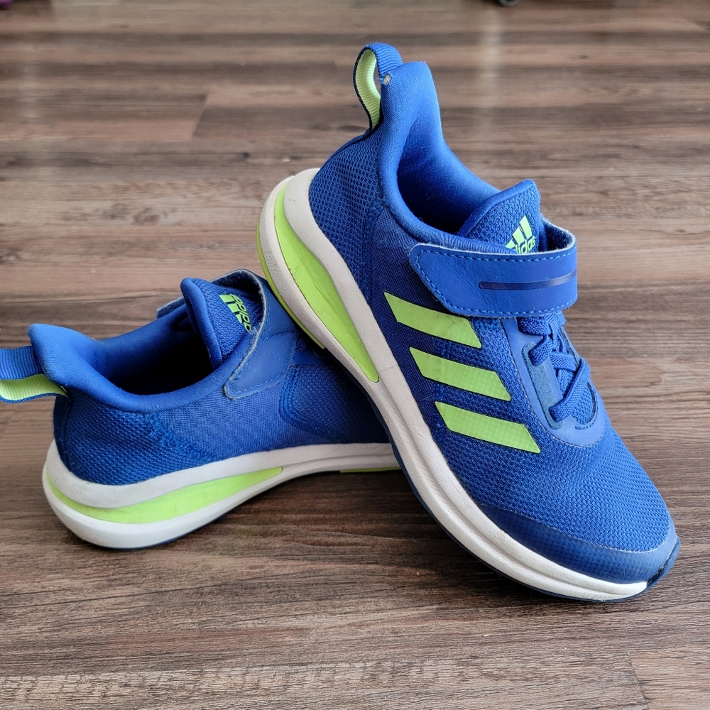 Adidas, Boys FortaRun EL Running Shoes (Little Kid-Big Kid)